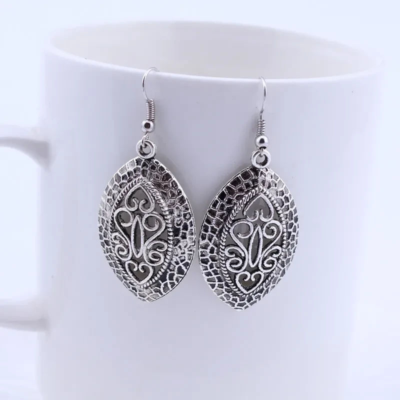 Ethnic style retro earrings