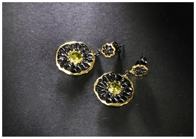 Retro personality female earrings