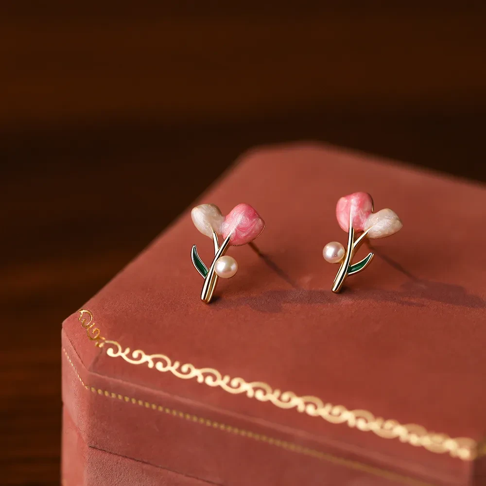 Women's Fashion Retro Tulip Earrings