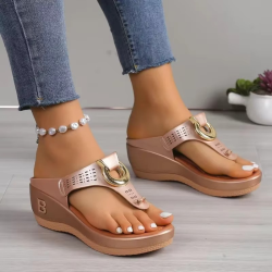 Breathable mesh sports sandals with non-slip sole