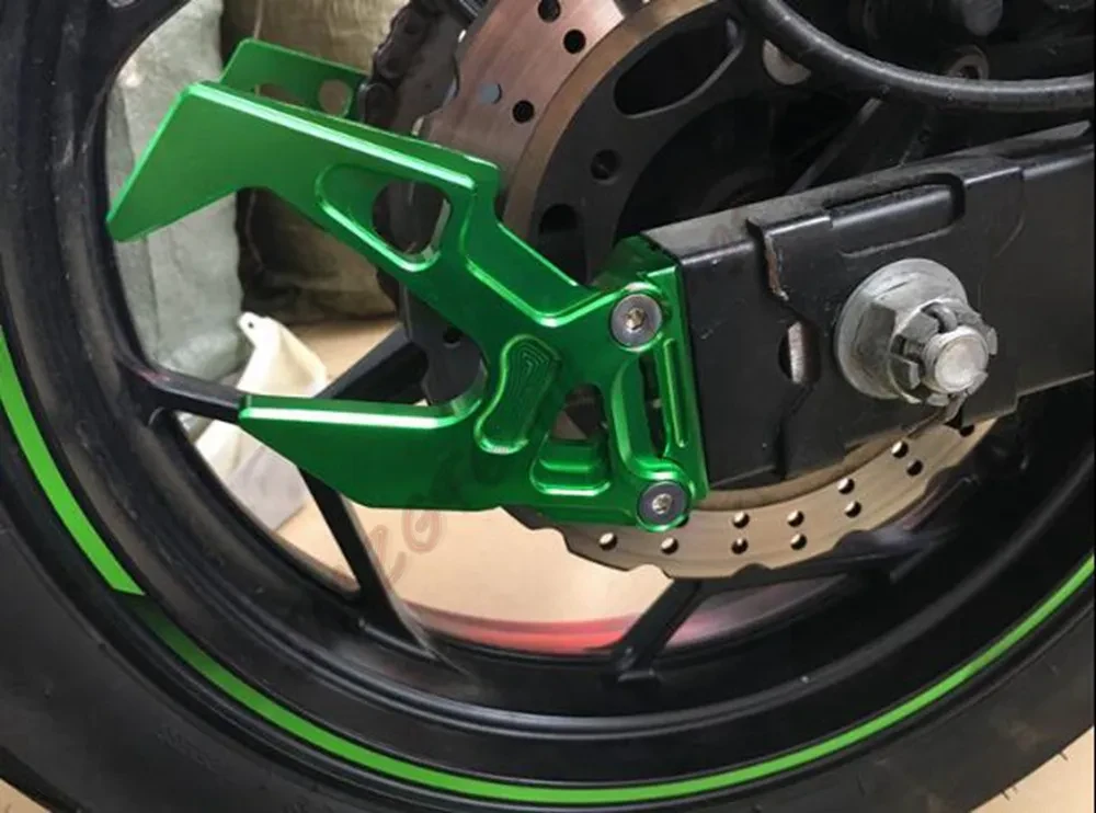 Fork Plug With Hook Bracket