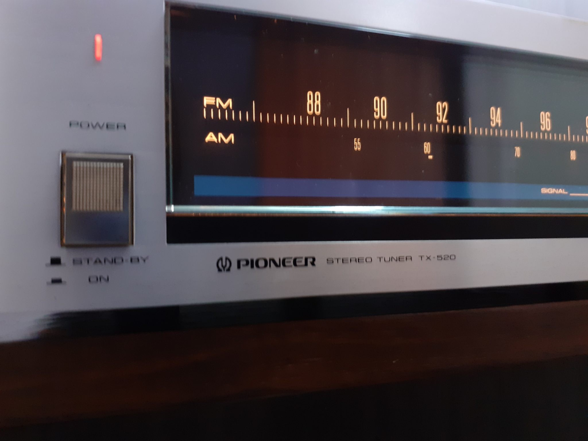 Pioneer Stereo Tuner TX-520 (1981-82)