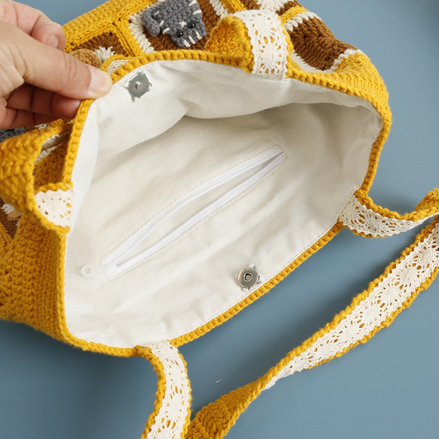 Kitten Handmade Wool Crocheted Square Shoulder Bag