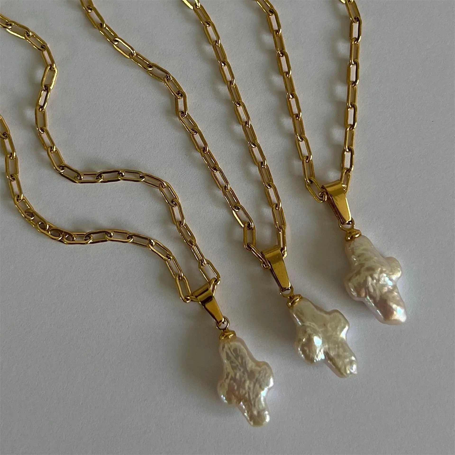 Natural Pearl Cross Pendant Necklace Vacuum Electroplating Accessories