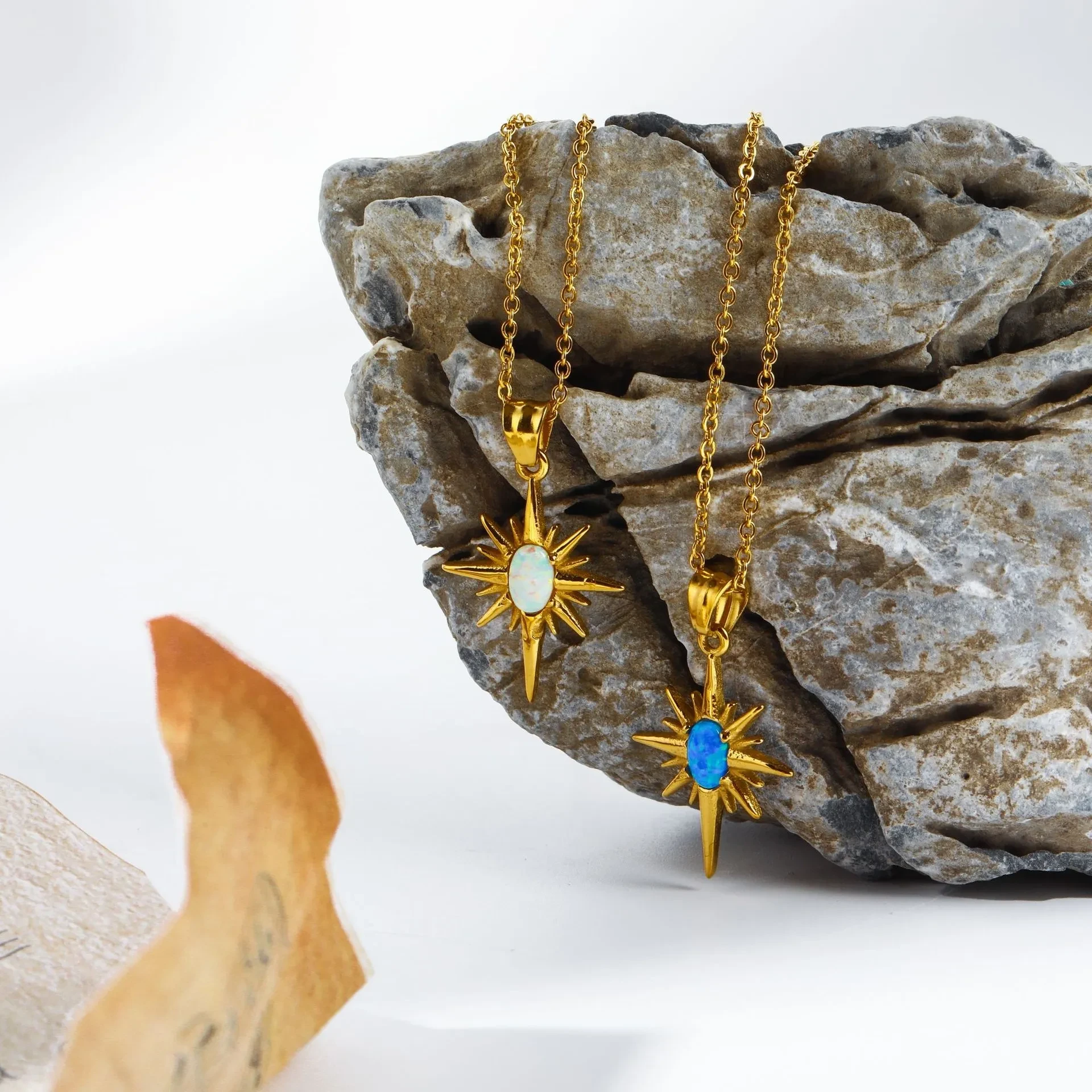 Stainless Steel Natural Gem Clavicle Chain Gold Necklace