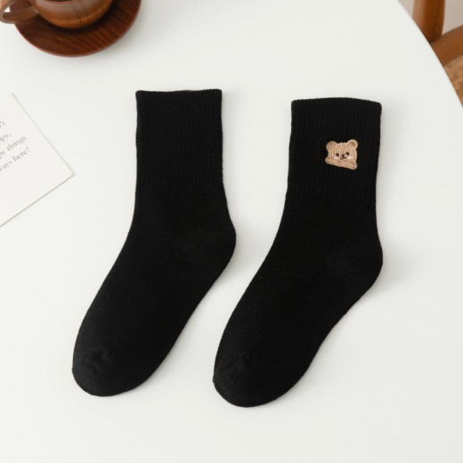 Women's Fashion Bear Embroidery Tube Socks