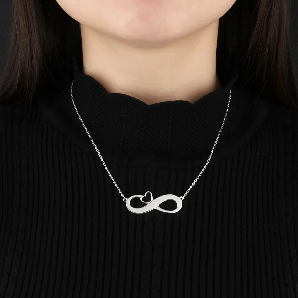 Eight-shaped necklace heart-shaped pendant