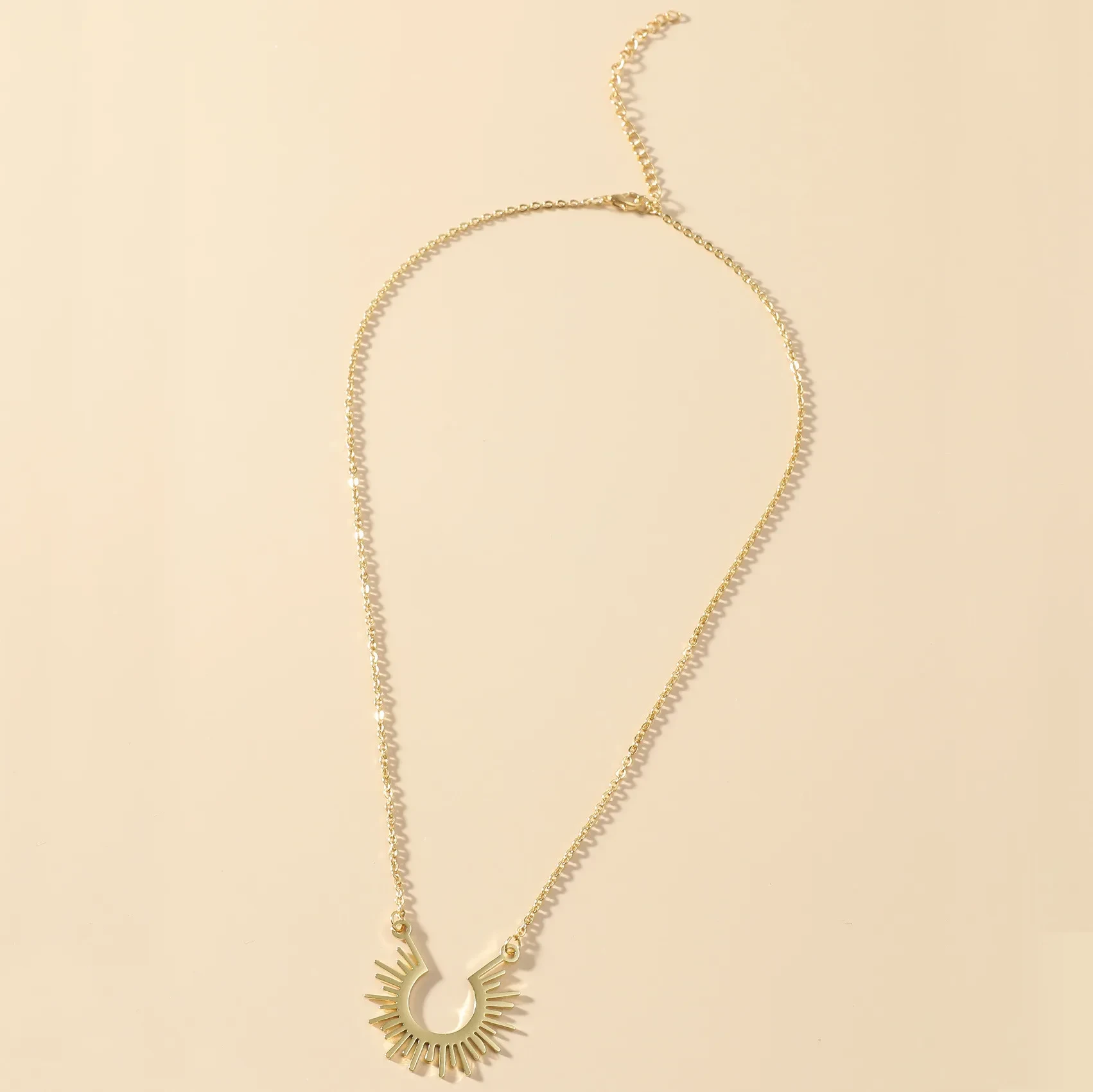 Classic semicircle sun flower pendant necklace