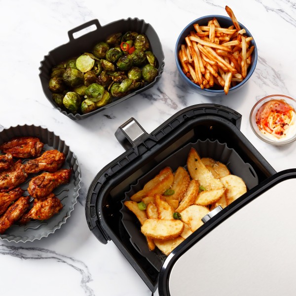 Air Fryer Basket 22cm Square w/ hand - Wiltshire