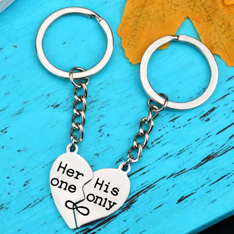 Two-Petal Peach Heart Stitching Keychain