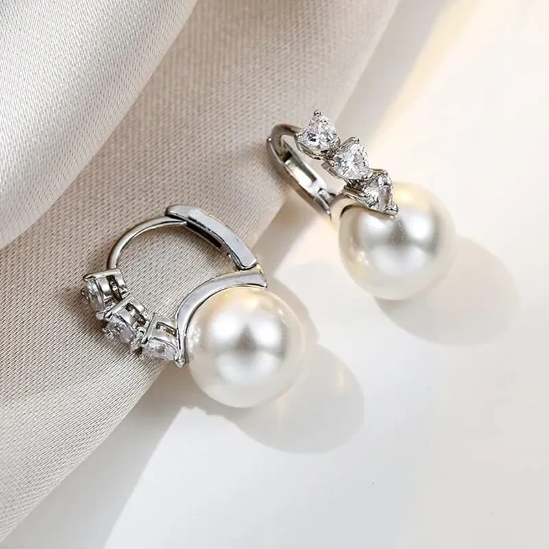 Love Women's Imitation Pearl Inlaid Zircon Earrings