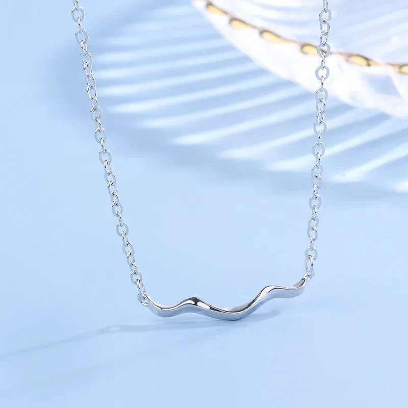 Shoreline Wave Necklace
