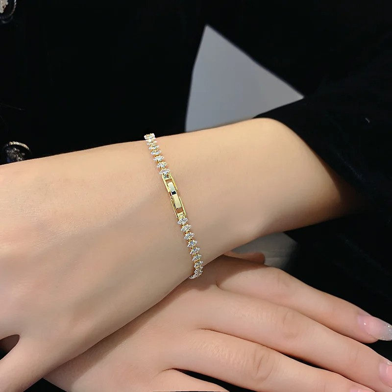 Luxury Roman Crystal Geometric Chain Bracelets