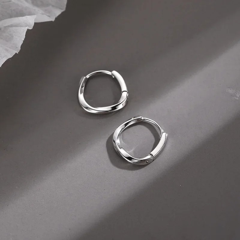 925 Sterling Silver Round Earrings Temperament Simple Inlaid Design for Women