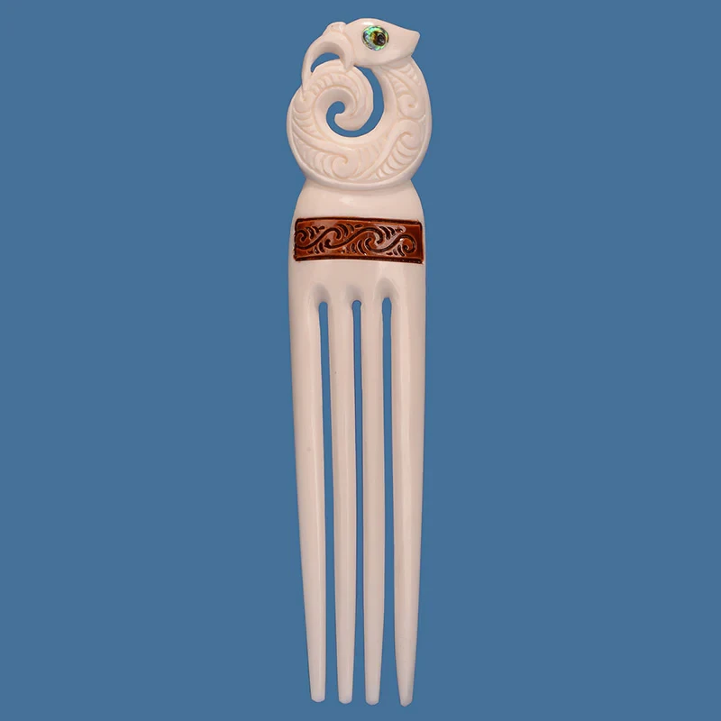 Large Heru with Manaia Design