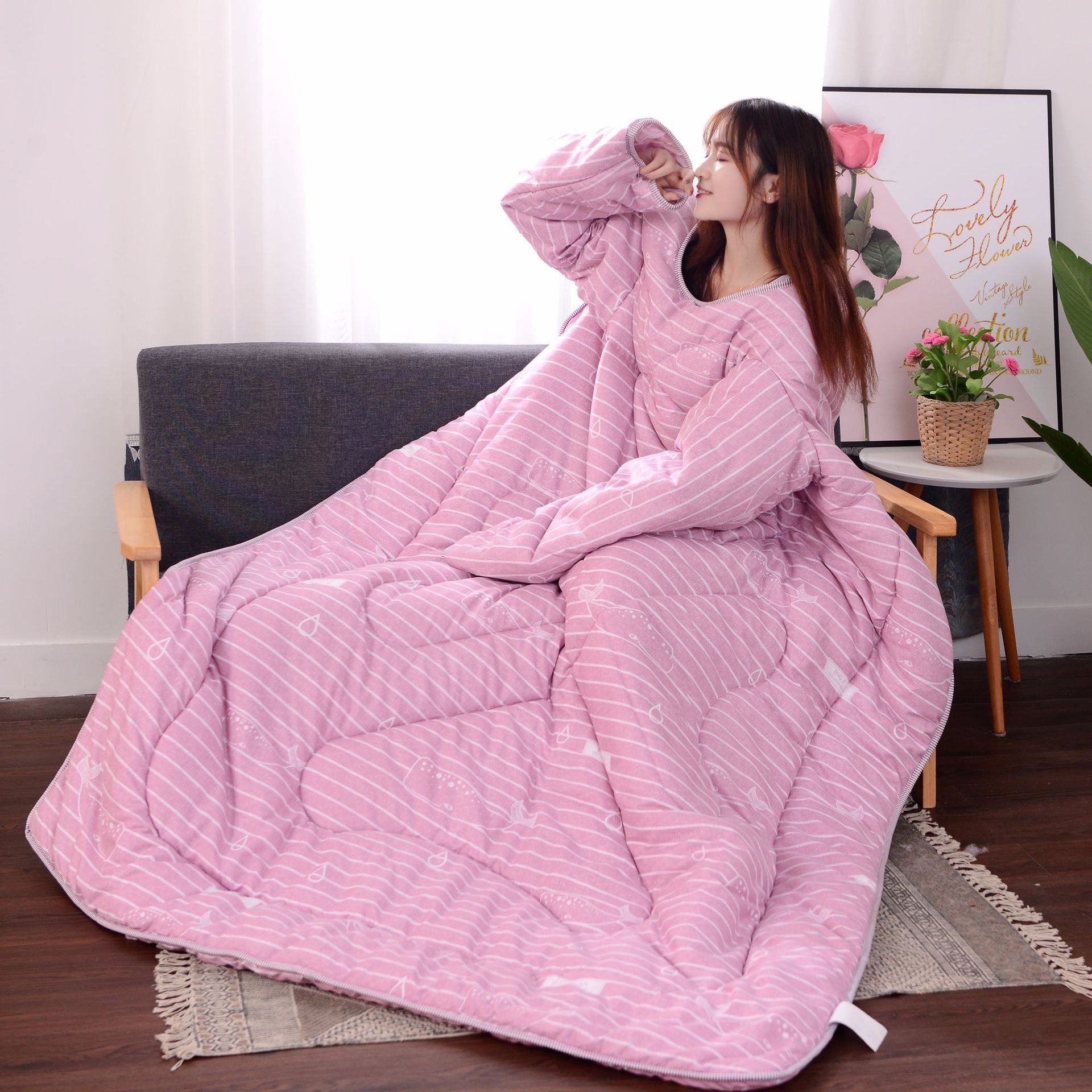 Comforter With Sleeves