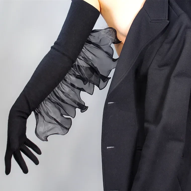 Sheer Nail Gloves