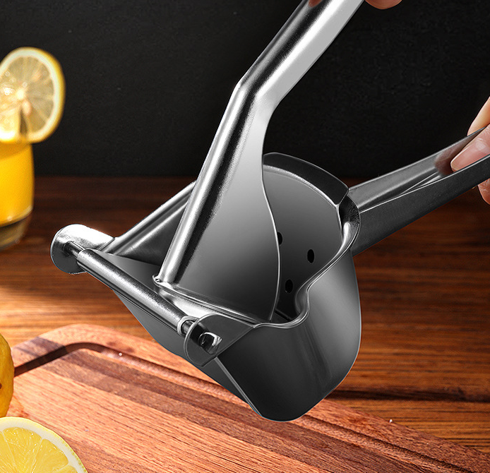 Handheld Orange Squeezer