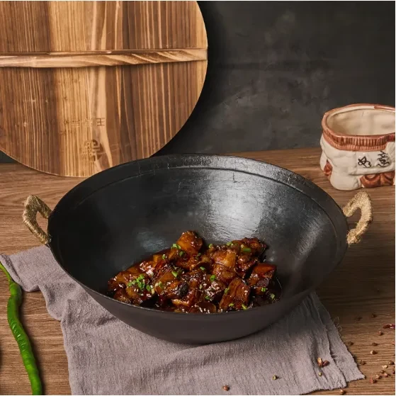 Cast Iron Wok
