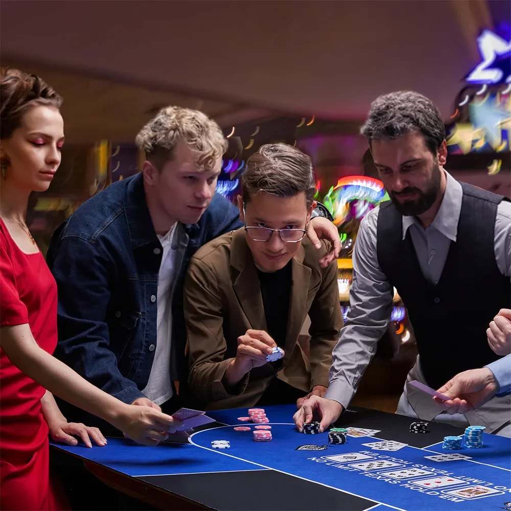 Foldable Poker Table