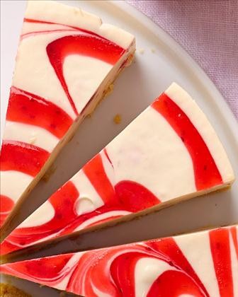 Cheesecake White Chocolate Raspberry Pre Cut Portions 25cm