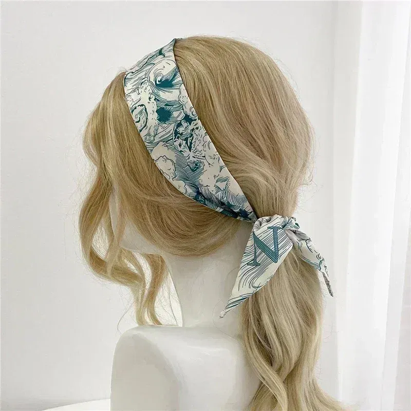 Color: green, Size: XXS - Fashion Skinny Scarf Women Luxury letter Printing Tie Bag Handle Ribbon Hair Band Women's Headscarf New Lady Design Silk Scarves