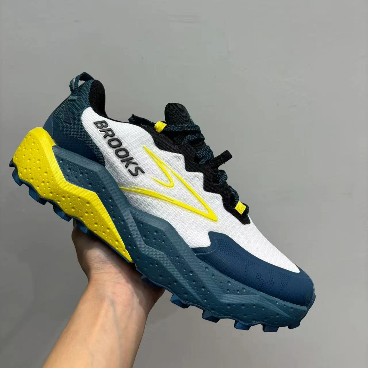 Color: black, Shoe Size: 40.5 - Brooks Men?™s Casual Sneakers Caldera 8 Ultra Trail Running Shoes Breathable Cushioned Long-term Training Sports Jogging Shoes