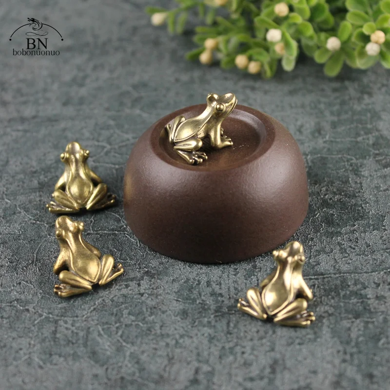 Retro Copper Small Cute Frog Figurines Miniature Desktop Ornament Decorations Accessories Metal Brass Animal Toad Tea Pet Decors