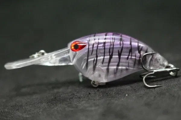 Color: Deep Green - wLure Crankbait Wobble Fishing Lure 6cm 5g Deep Diving Tight Action Fresh Water Hard Bait Floating 8# Hooks Insect Bait C770