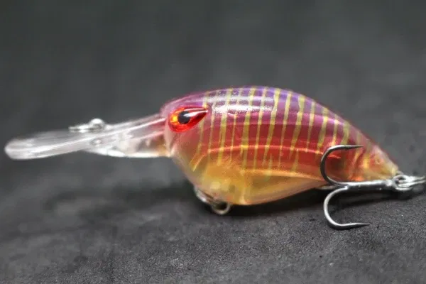 Color: Cherry Red - wLure Crankbait Wobble Fishing Lure 6cm 5g Deep Diving Tight Action Fresh Water Hard Bait Floating 8# Hooks Insect Bait C770