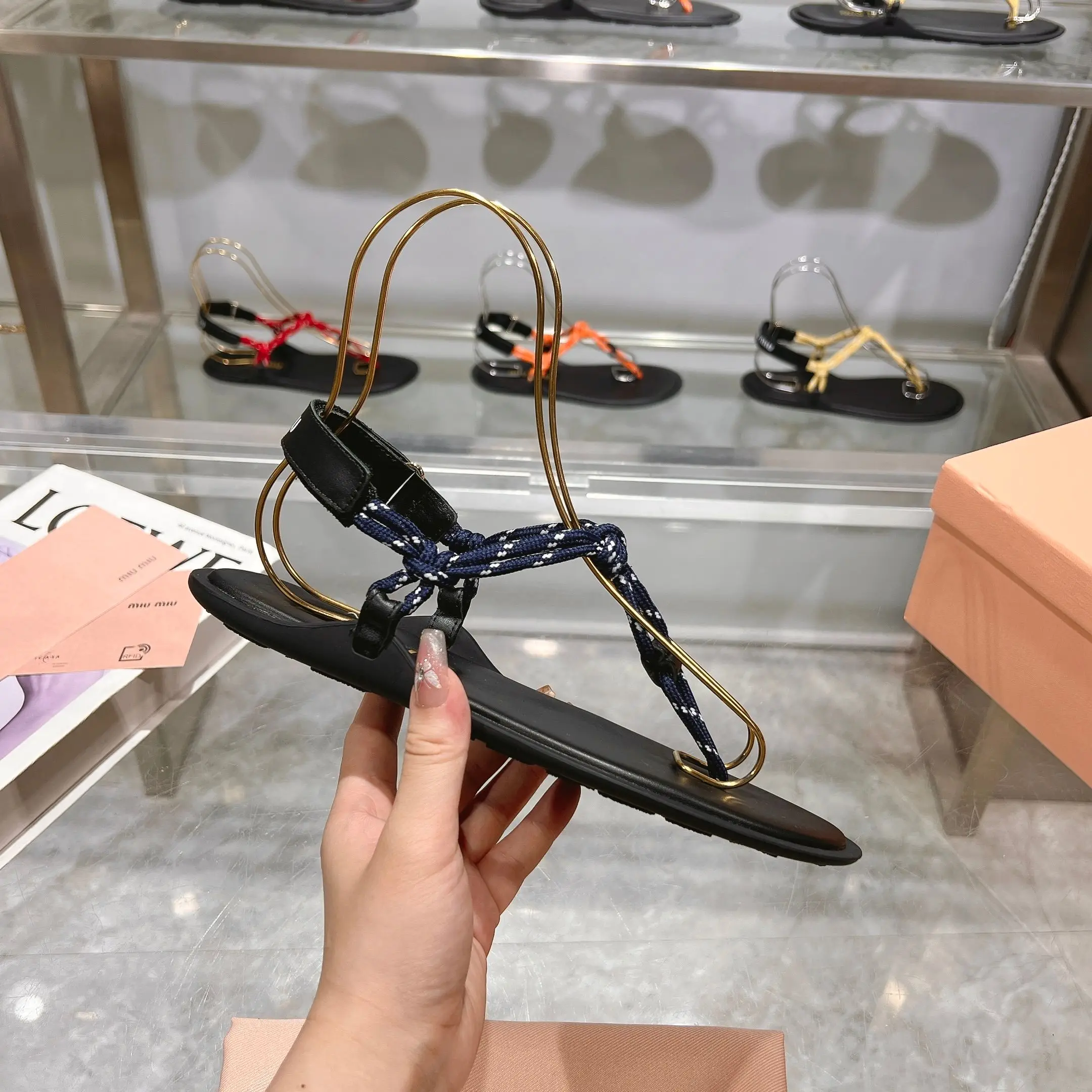 Color: Blue, Shoe Size: 35 - Fashionable and cost-effective MIU series 25 new summer products, the world's most popular flip-flops, versatile and trendy