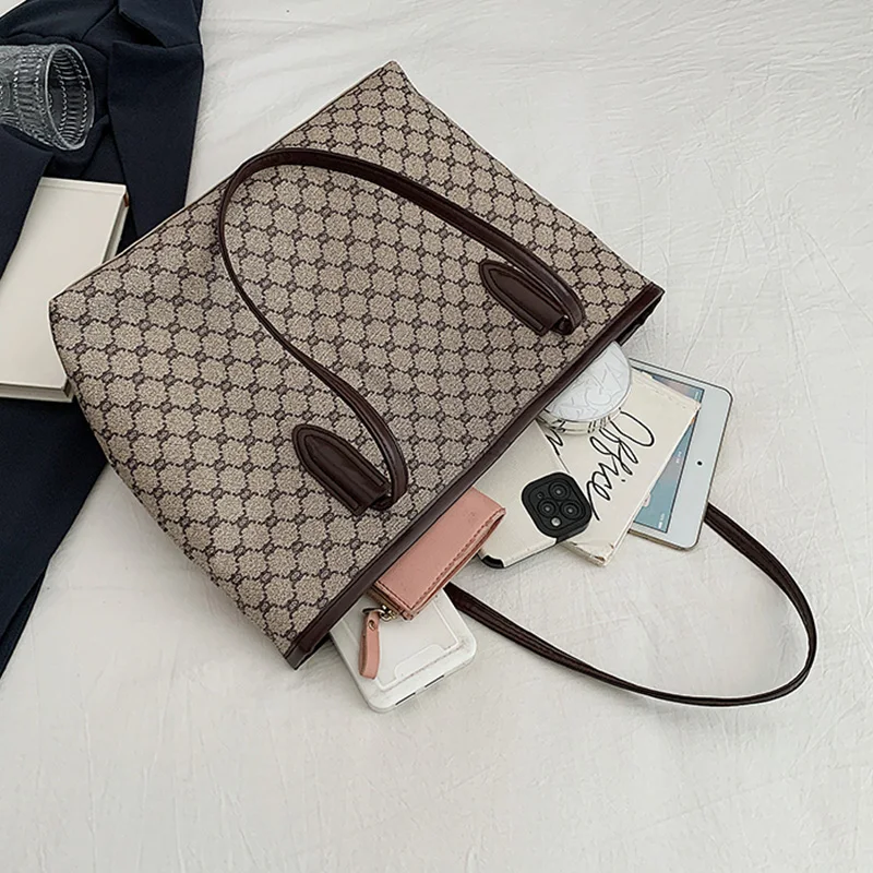 Color: Pink - Fashion Women's Tote Bag Large Capacity Textile Printed Shoulder Bag,Lightweight&Durable with Smooth Zipper for Travel/Daily Use