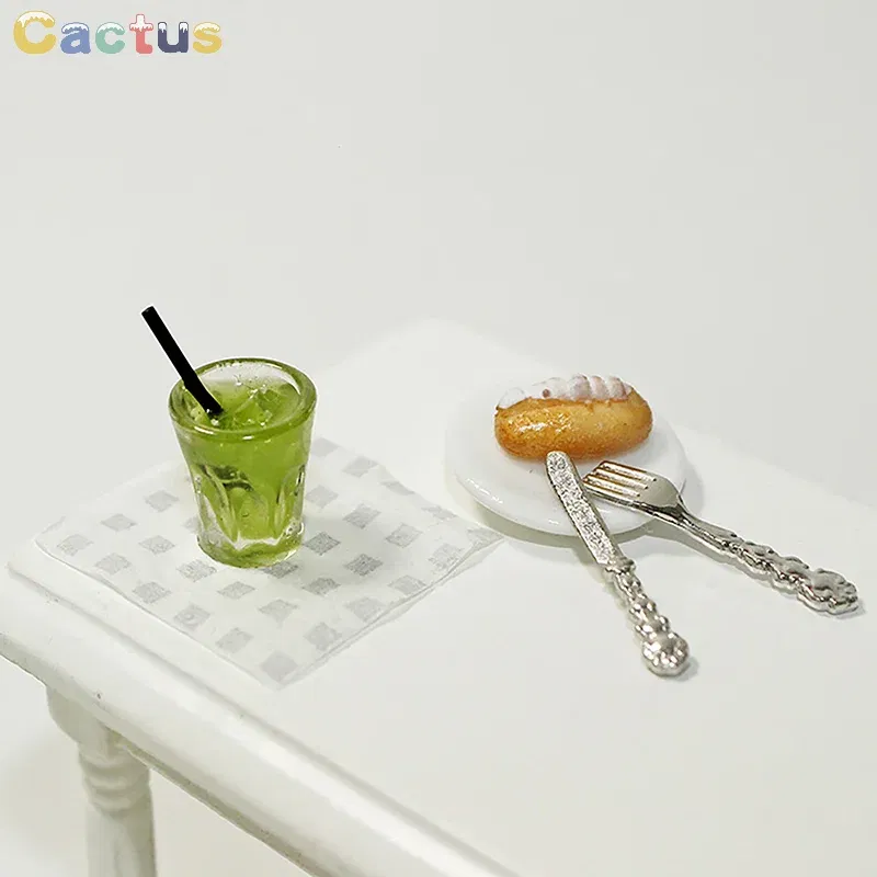 Color: light green - Miniature Toy Cocktail Drinks Doll Toys Dollhouse Accessories Miniature Items For 1:6/1:12 Doll House Kitchen Ornaments