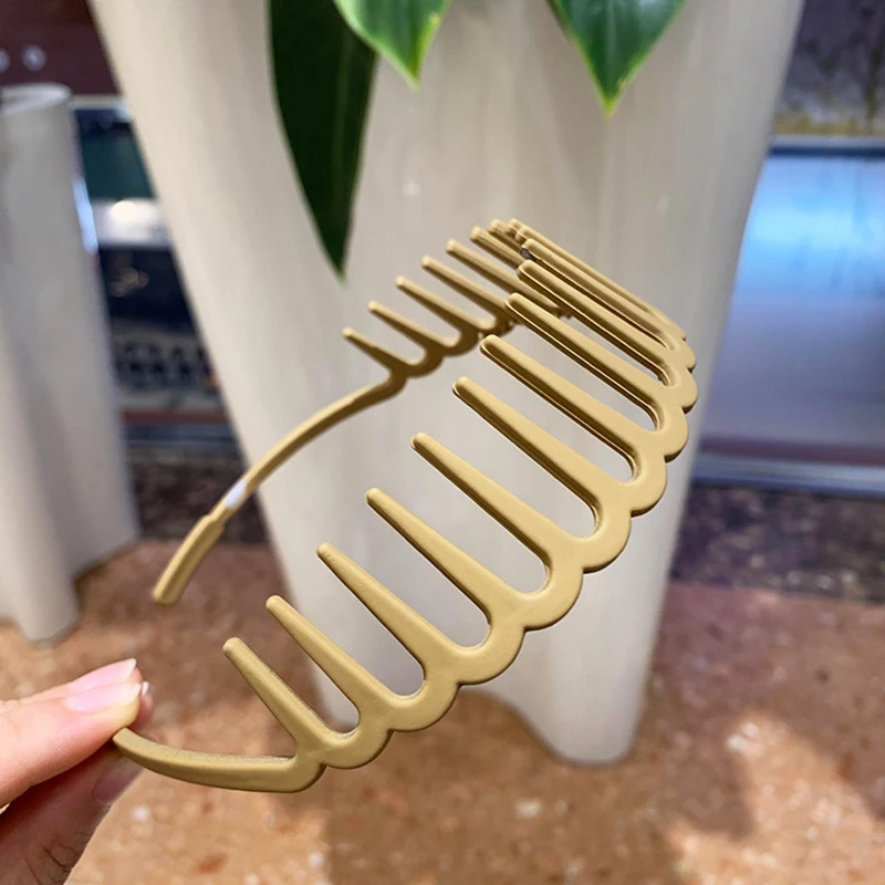 Color: GRAY - Resin Hair Comb Hairbands Hair Accessories Matte Hair Hoop with Teeth Non-slip Head Hoop Frosted Makeup Dressing Thin Headband