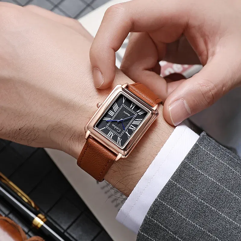 Color: Coffee - Fashion Men's Quartz Wristwatch Leather Strap Watch