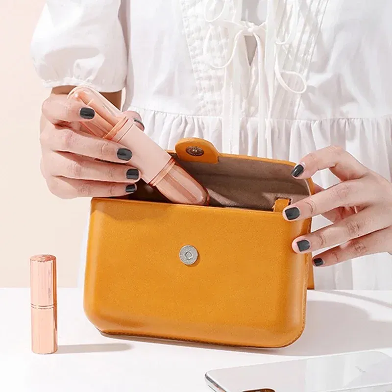 Handle Color: Pink - 4pcs/set 4 In 1 Telescopic Makeup Brush Portable Travel Makeup Brushes Set Eyeshadow Loose Powder Mini Makeup Brush Beauty Tools