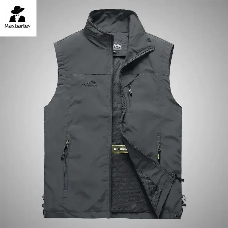 Color: Blue, Size: M - Autumn Men Waistcoat Outdoor Leisure Solid Sleeveless Jacket Young Middle-aged Photography Fishing Casual Vest Male summer