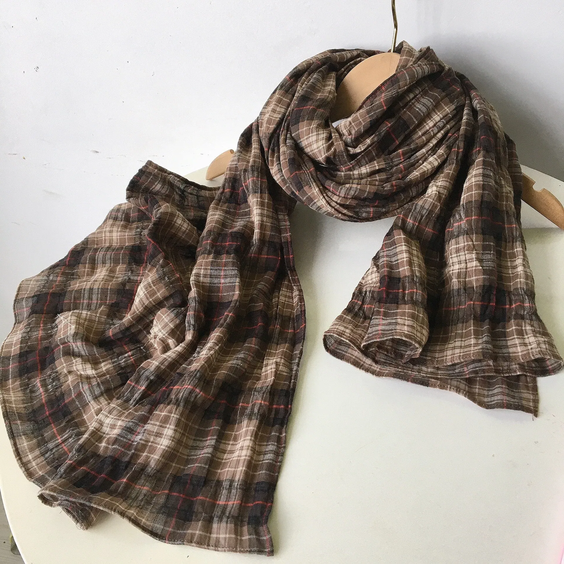 Color: Red, Ships From: CHINA, Age Range: >8Y - Autumn and winter cotton classic fashionable plaid unisex  scarf Couple Scarves