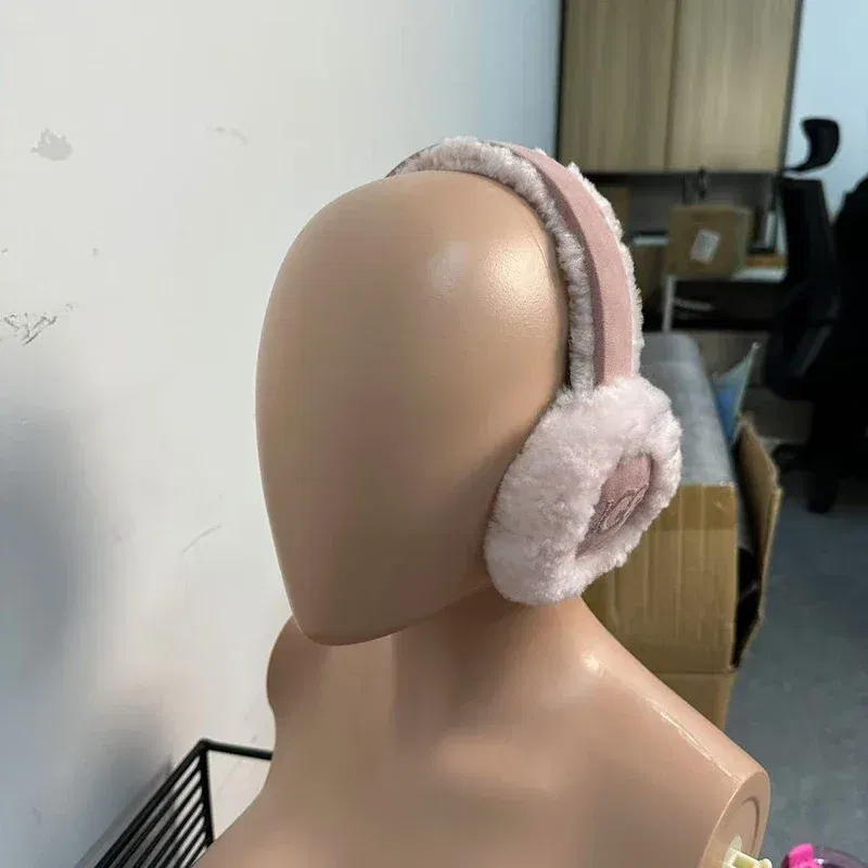Color: black - 1PC Solid Color Soft Plush Ear Warmer Winter Warm Earmuffs Fashion Ear Cover Outdoor Cold Protection EarMuffs Folding Earflap