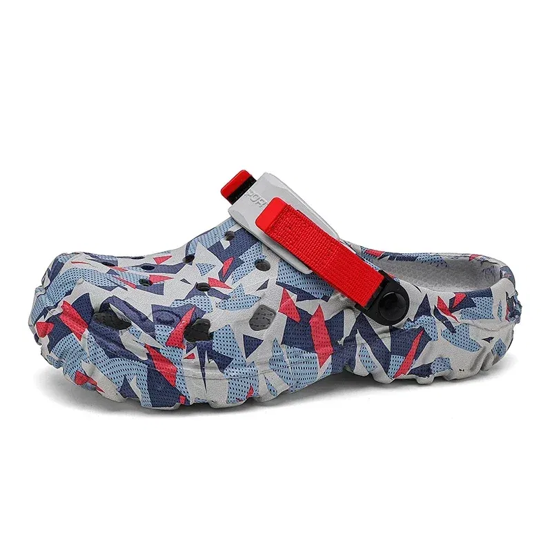 Color: Red, Shoe Size: 44 - Fashion Garden Shoes Men's Clogs Slippers Sandal Flat Camouflage Sandals Male Sneakers Outdoor Flip Flops Home Clogs