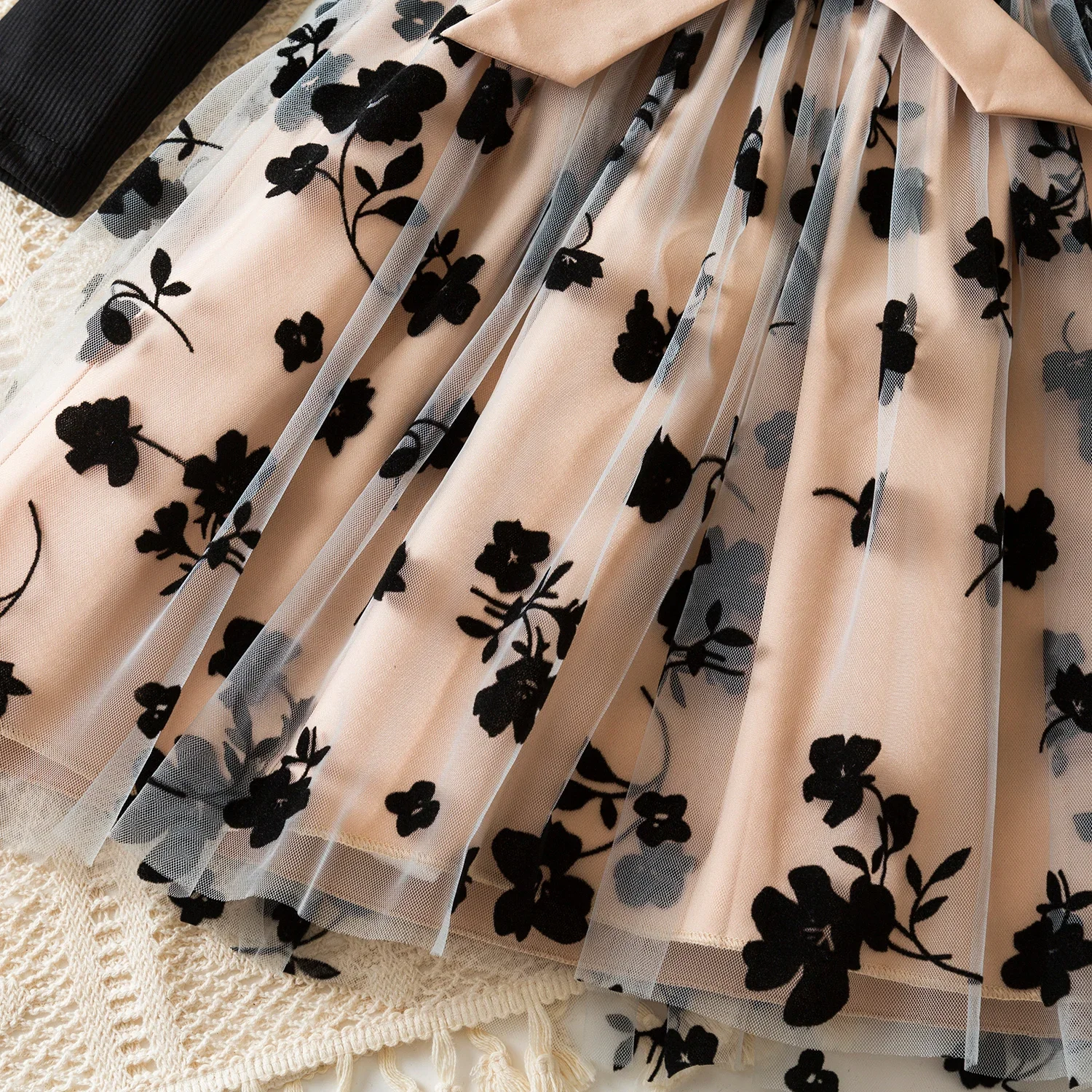 Color: black, Kid Size: 4T - Spring Autumn Full Sleeve Dress for Girls 3 to 8 Yrs Flower Girl Dress Children's Casual Clothing New Long Seelve Princess Dress