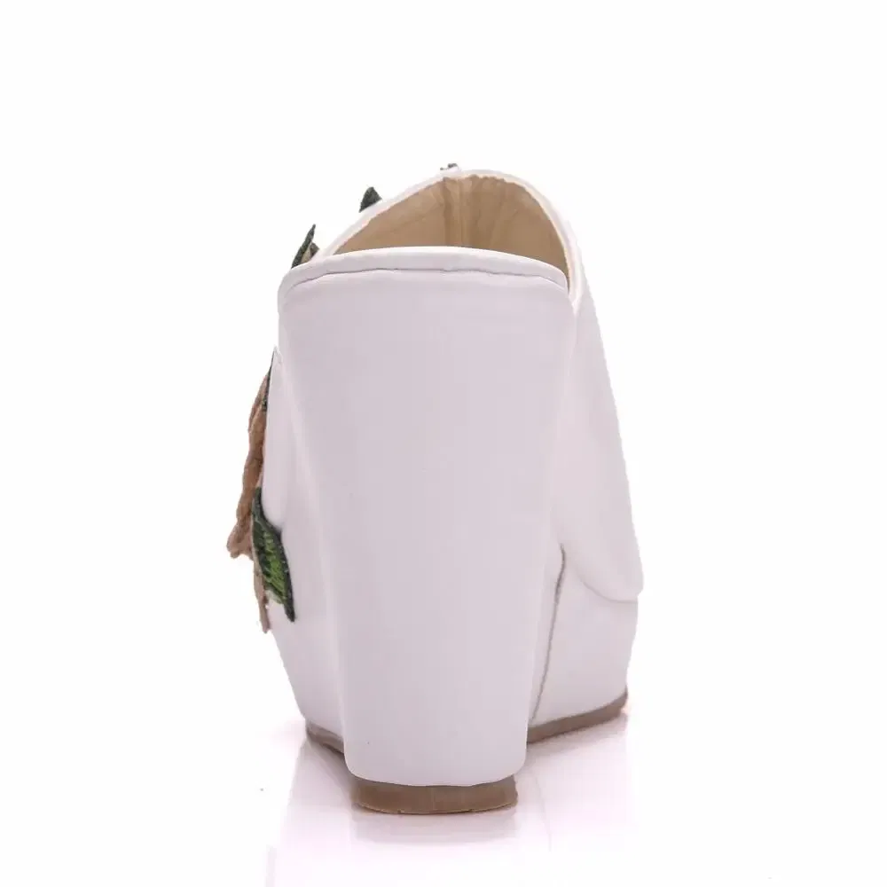 Color: black, Shoe Size: 37 - Crystal Queen Black White Peep Toe Platform Wedges High Heels Slippers Beach Sandals Women Lace Flower