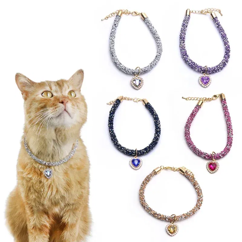 Color: Burgundy, Size: M - Luxury Cat Collar with Heart Crystal Pendant Puppy Chihuahua Necklace Reflective Rhinestone Kitten Neck Strap Pets Accessories
