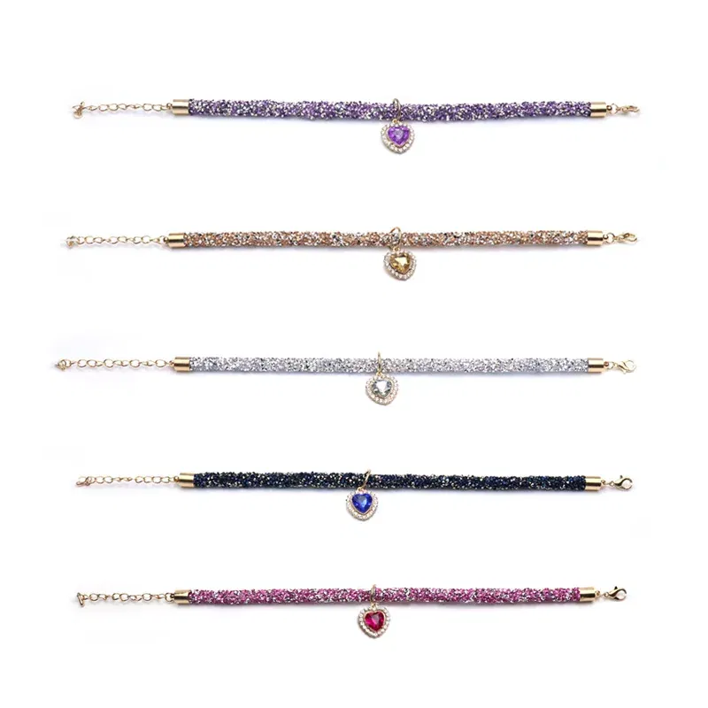 Color: Burgundy, Size: M - Luxury Cat Collar with Heart Crystal Pendant Puppy Chihuahua Necklace Reflective Rhinestone Kitten Neck Strap Pets Accessories
