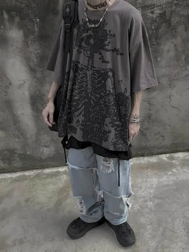 Color: GRAY, Size: L - Men T-shirts 2023 Summer Streetwear High Street Gothic Skull Tshirt Loose Oversized Short-sleeved T shirt Dark Anime Men Y2k Top