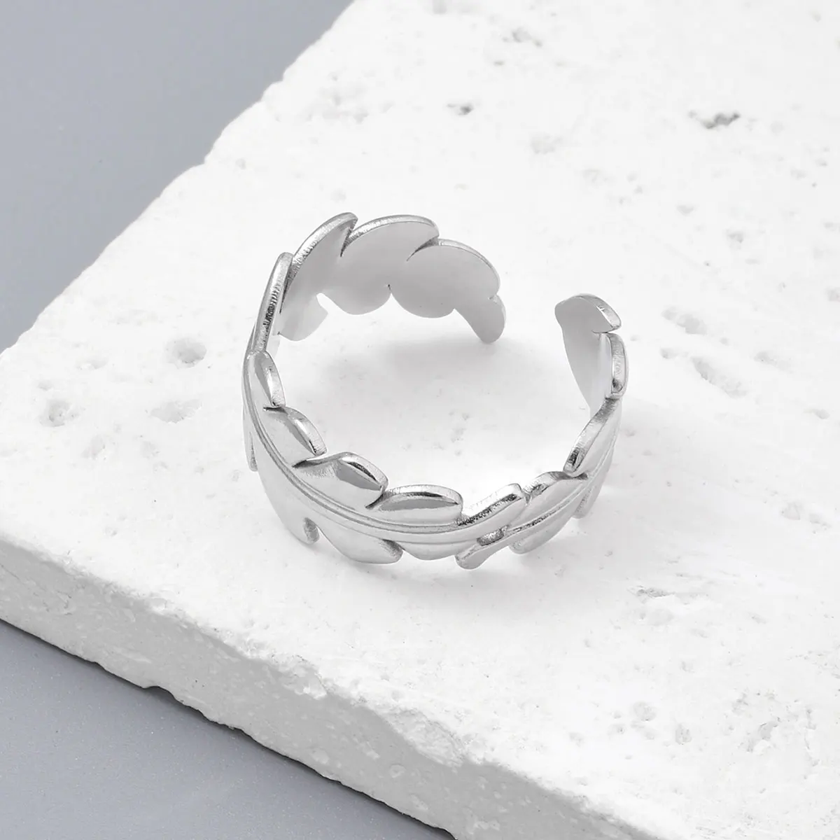 Main Stone Color: Green, Ring Size: resizable - Never Fade Stainless Steel Flower Woven Star Rings Boho Women Jewelry Fashion Ring Adjustable Size Birthday Gifts Top Quality