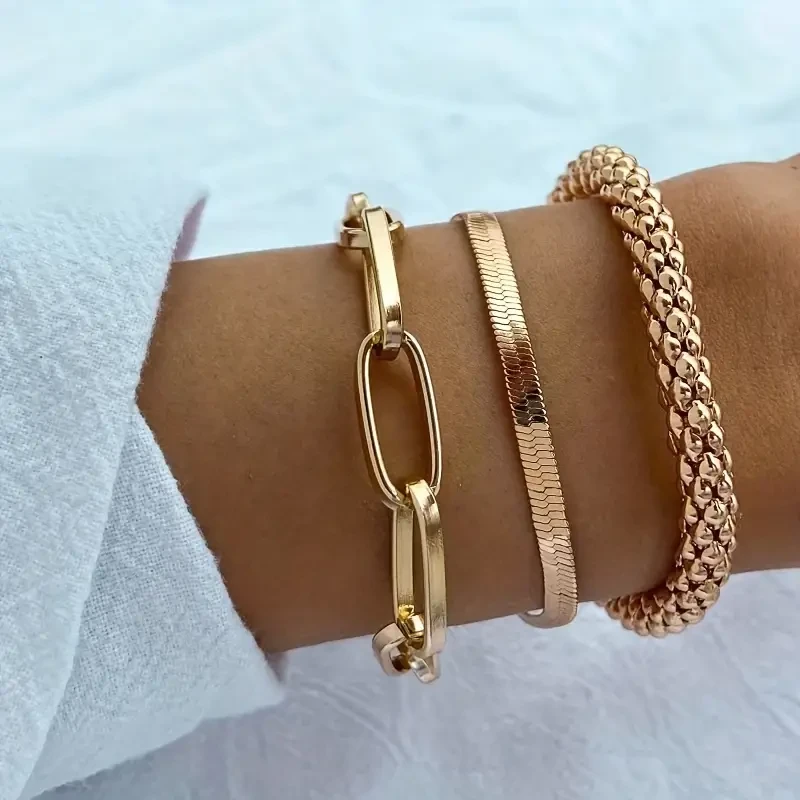 Vintage-Inspired Golden Snake Bone Chain Bracelet