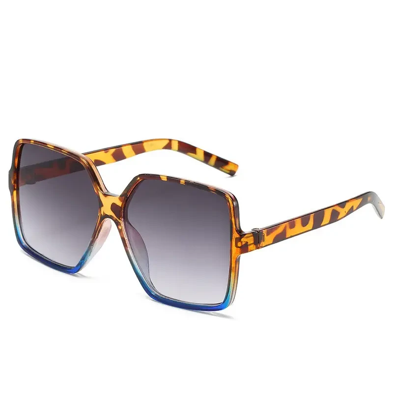 Women's Oversize Gradient Lens Sunglasses