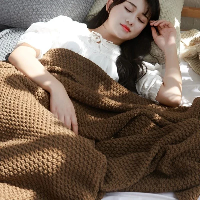 Multifunctional wool blanket