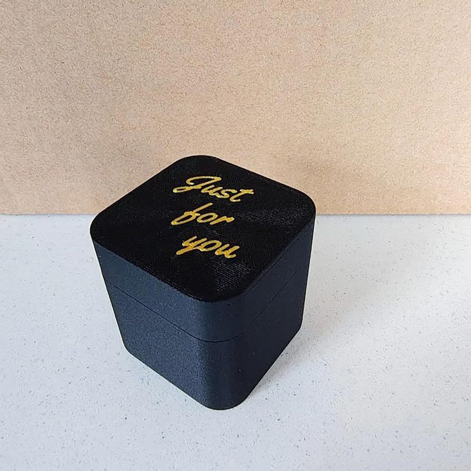 Christmas Prank Gift - Middle Finger in Box